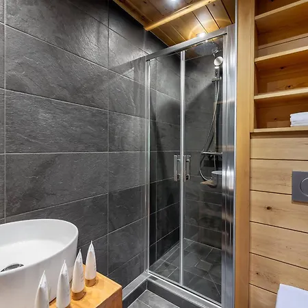 Grand à : 4 Pièces, 95m², 7 Pers, Balcons, Parking, Exposé Sud-est - Fr-1-567-4 Apartamento *