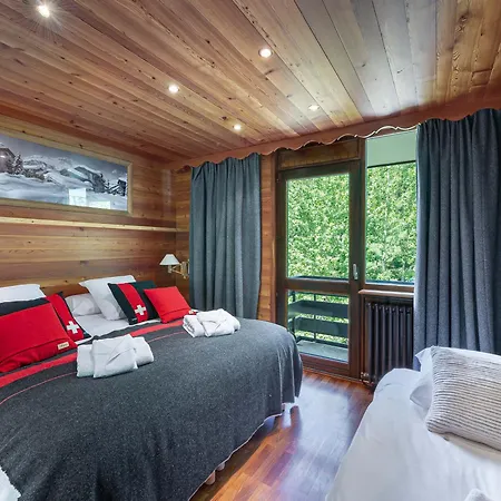 Grand à : 4 Pièces, 95m², 7 Pers, Balcons, Parking, Exposé Sud-est - Fr-1-567-4 *
